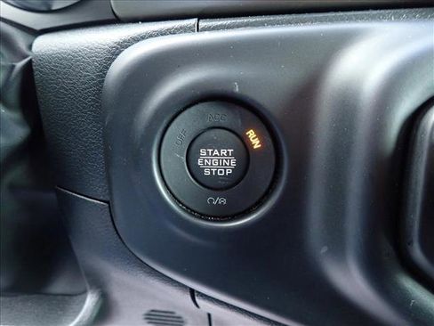Used 2023 Jeep Wrangler Unlimited w/ Cold Weather Group AWD/4WD image 20