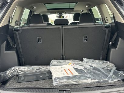 New 2026 Volkswagen Atlas SEL Premium R-Line