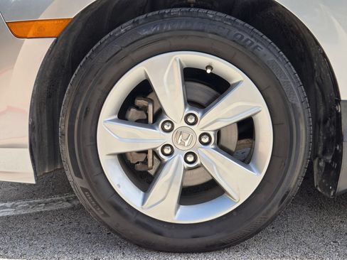 Used 2018 Honda Odyssey EX-L image 28