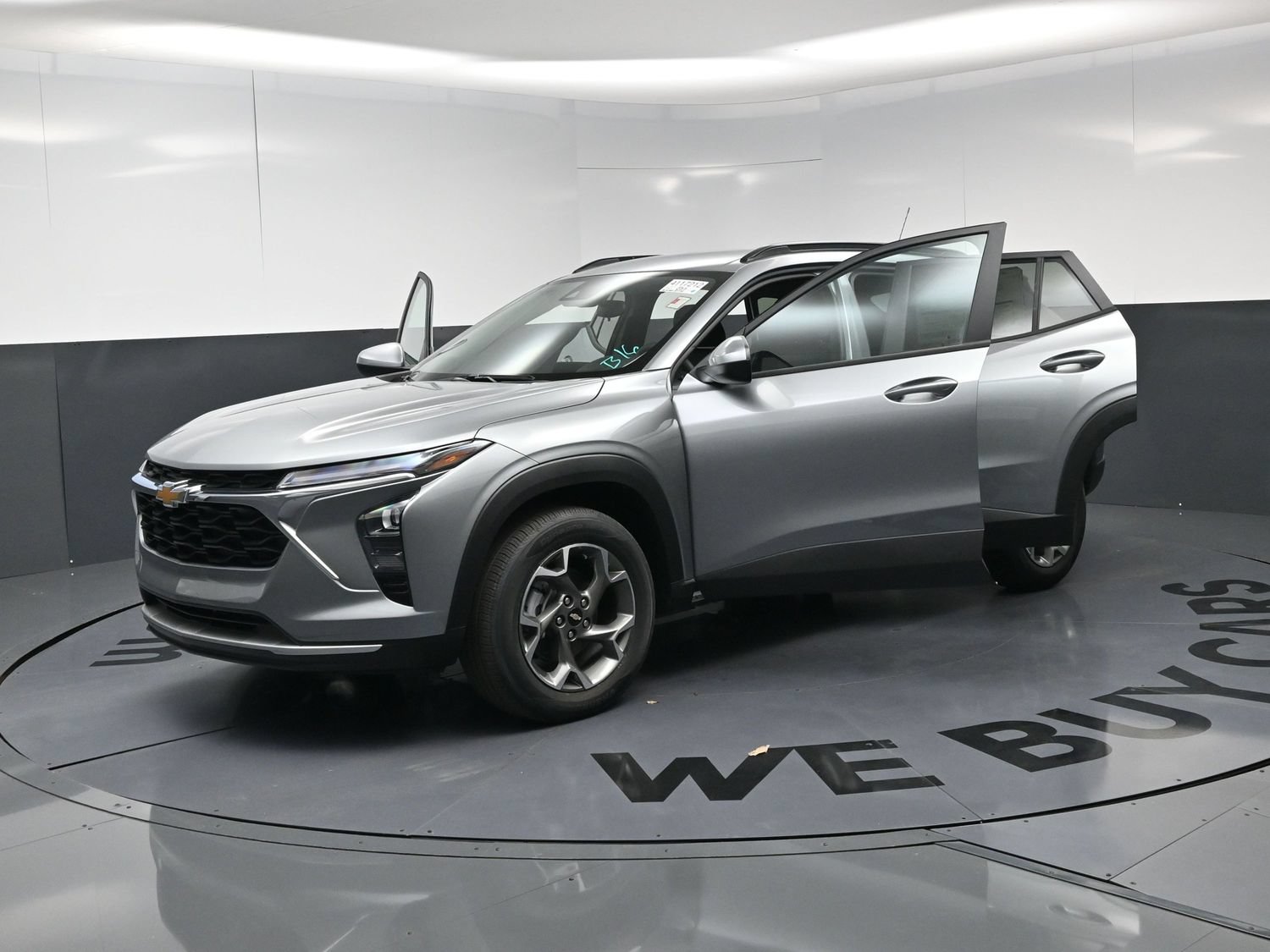 Used 2026 Chevrolet Trax LT FWD image 22