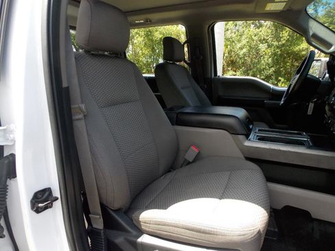 Used 2016 Ford F150 XLT w/ Equipment Group 302A Luxury AWD/4WD image 14