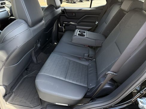 New 2026 Toyota 4Runner TRD Off-Road Premium AWD/4WD image 18