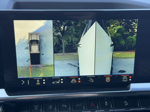 New 2026 GMC Sierra 2500 SLT w/ SLT Premium Package image 36