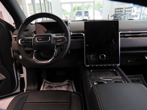 New 2025 GMC Sierra EV Denali image 11