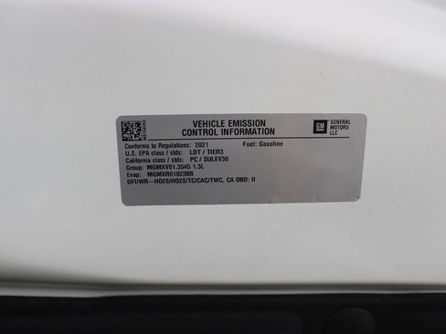 Used 2021 Buick Encore GX Select AWD/4WD image 37