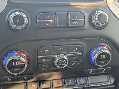 Used 2021 GMC Sierra 1500 SLE AWD/4WD image 20