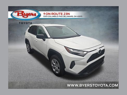 Used 2025 Toyota RAV4 LE AWD/4WD image 1