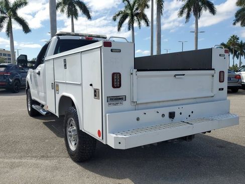 Used 2019 Ford F250 XL w/ XL Value Package image 4