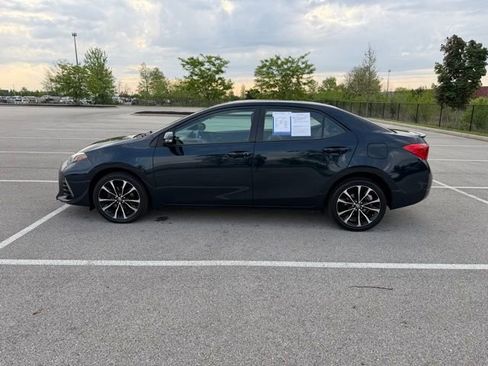 Used 2018 Toyota Corolla SE FWD image 4