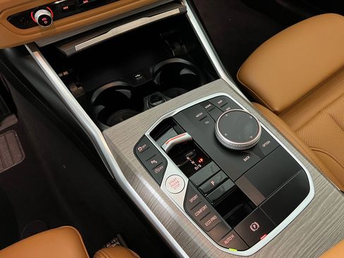 New 2025 BMW 330i xDrive Sedan w/ Convenience Package image 17