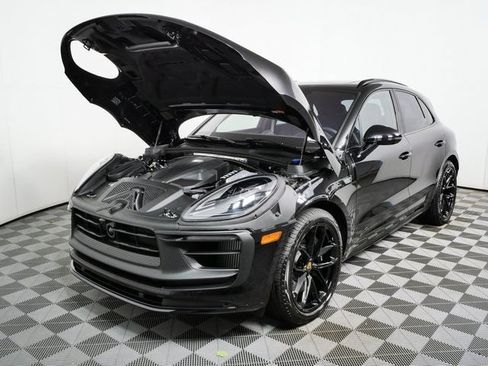 New 2026 Porsche Macan GTS AWD/4WD image 35