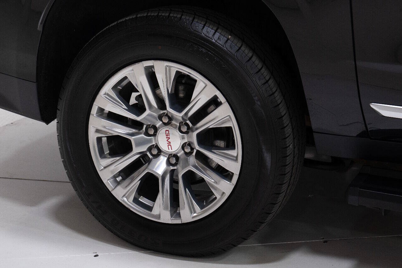 Used 2021 GMC Yukon XL Denali AWD/4WD image 31