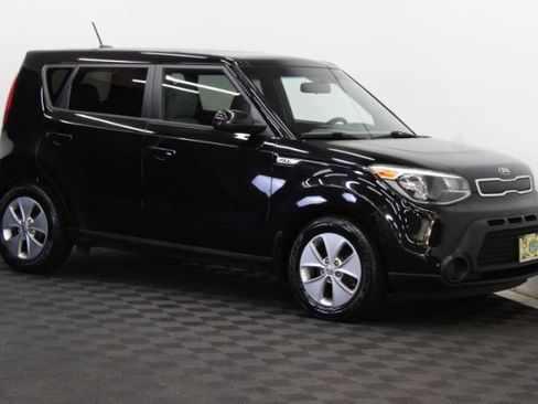 Used 2015 Kia Soul FWD image 1
