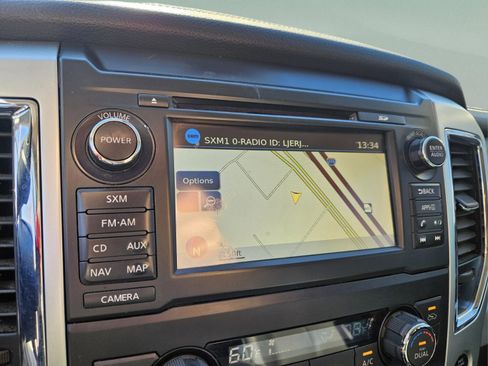 Used 2018 Nissan Titan PRO-4X image 19