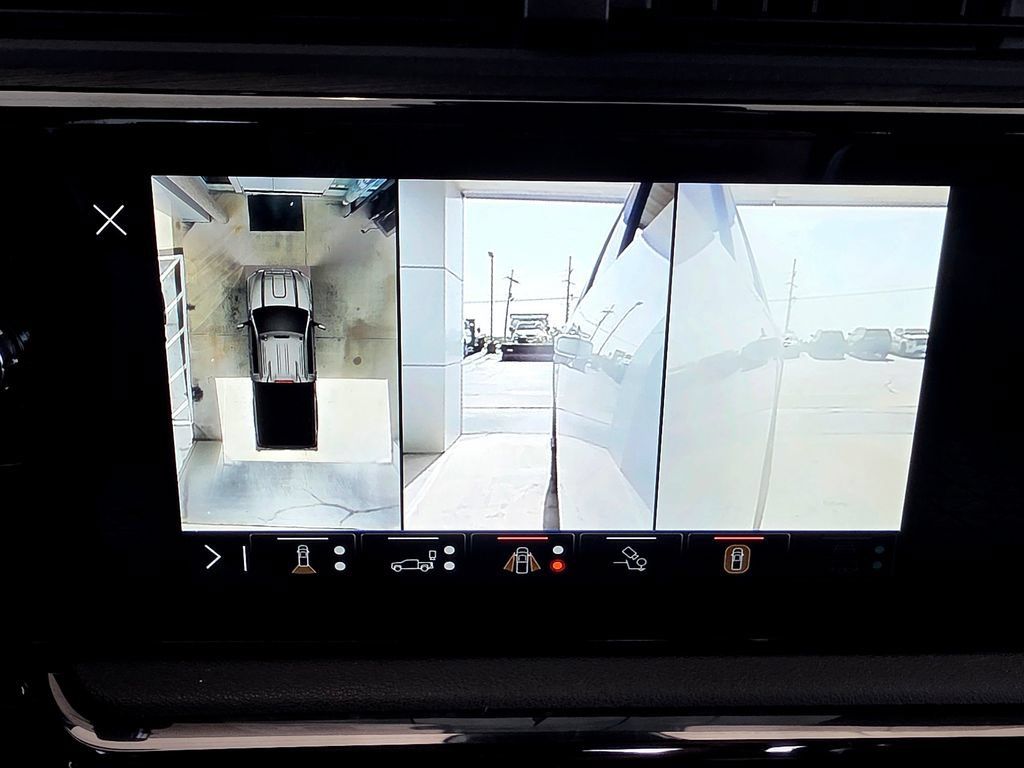 Used 2024 GMC Sierra 2500 AT4 w/ AT4 Premium Plus Package AWD/4WD image 75