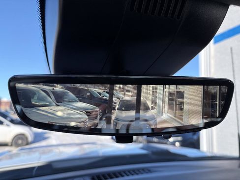 Used 2025 Chevrolet Silverado 2500 LTZ w/ LTZ Premium Package image 18