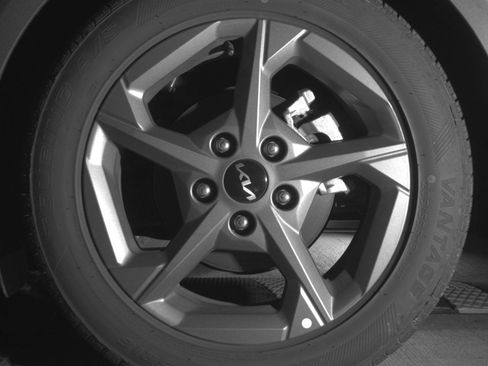 Used 2025 Kia K4 FWD image 17