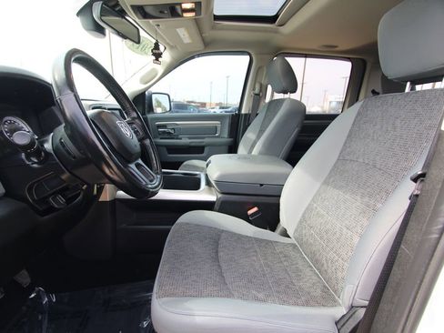 Used 2019 RAM 1500 Classic Warlock AWD/4WD image 6
