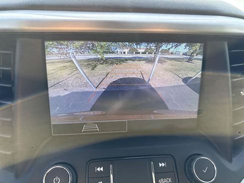 Certified 2021 GMC Acadia SLE w/ Driver Convenience Package FWD image 25