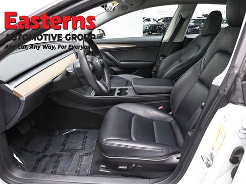 Used 2023 Tesla Model 3 Standard Range image 14