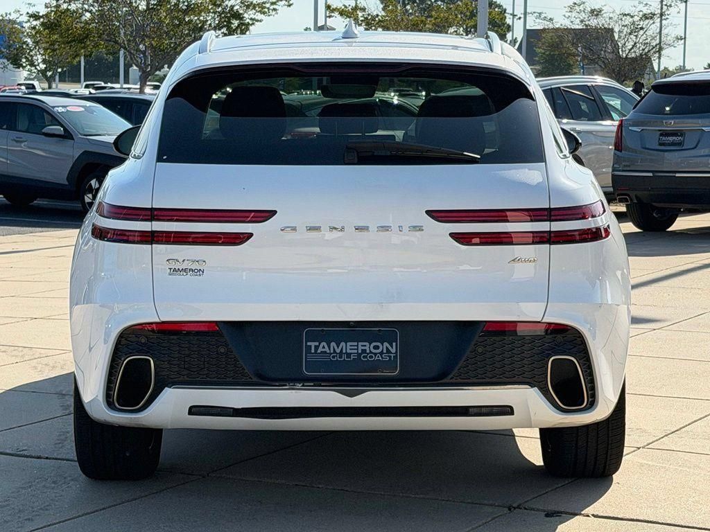 Used 2023 Genesis GV70 2.5T w/ Select Package AWD/4WD image 3