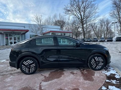 New 2026 Nissan Leaf SV+ image 1