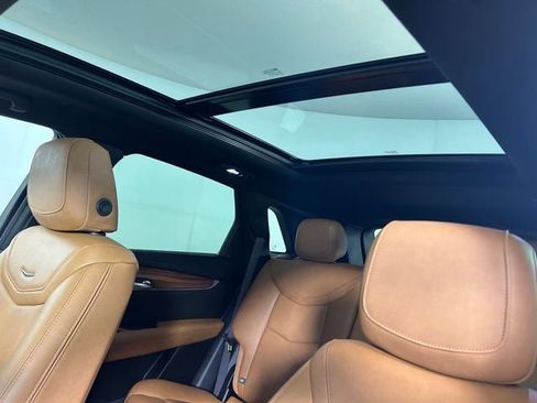 Certified 2023 Cadillac XT5 Premium Luxury AWD/4WD image 40