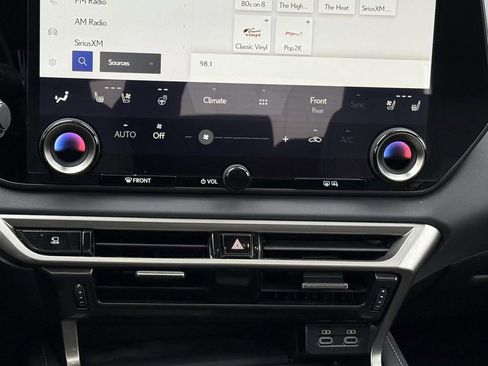 Used 2024 Lexus RX 350 AWD image 18