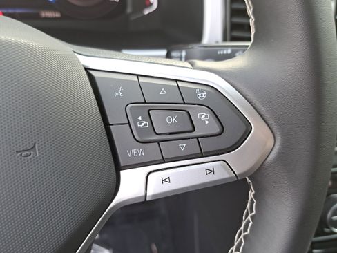 Certified 2023 Volkswagen Atlas SEL image 19