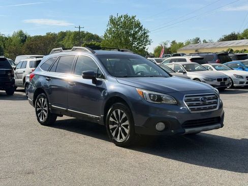 Used 2017 Subaru Outback 2.5i Limited image 5