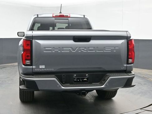 Used 2024 Chevrolet Colorado LT w/ LT Convenience Package III AWD/4WD image 13