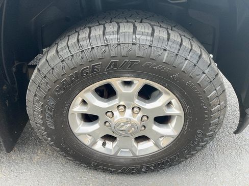 Used 2019 RAM 3500 Laramie AWD/4WD image 19