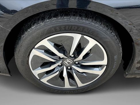 Used 2021 Honda Accord EX image 9