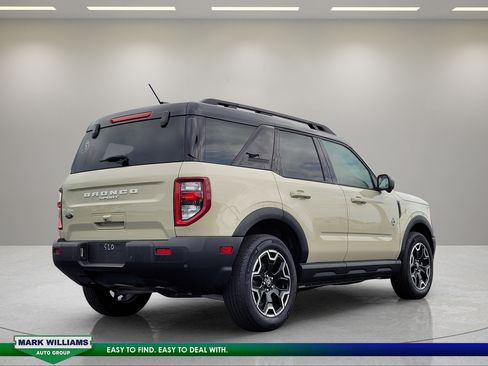 Used 2025 Ford Bronco Sport Outer Banks w/ Outer Banks Tech Package+ AWD/4WD image 4