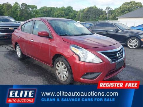 Used 2019 Nissan Versa SV FWD image 2