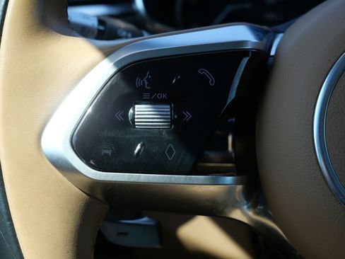 Used 2021 Jaguar F-PACE S AWD/4WD image 23