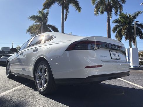 Certified 2025 Honda Accord LX image 19