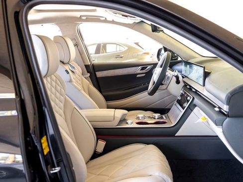 New 2026 Genesis GV80 3.5T Prestige image 26