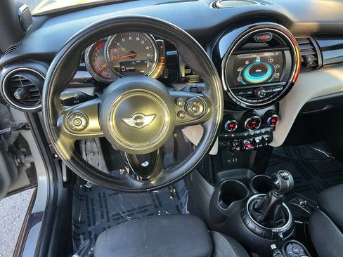 Used 2015 MINI Cooper S image 25