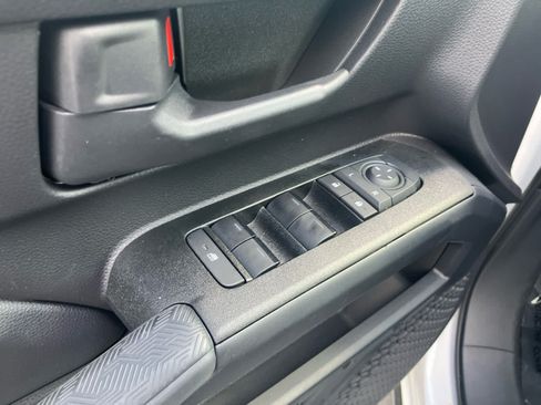 Used 2025 Toyota 4Runner SR5 RWD image 12