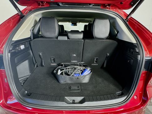 Used 2024 MAZDA CX-90 Plug-In Hybrid w/ Preferred AWD/4WD image 30