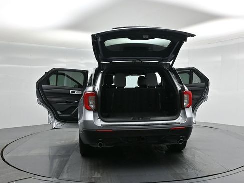 Certified 2023 Ford Explorer ST-Line w/ Class IV Trailer Tow Package image 38