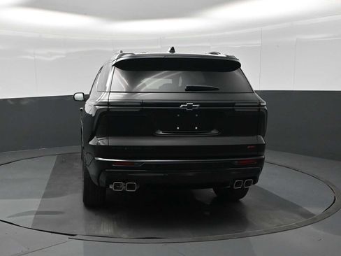 New 2026 Chevrolet Traverse RS image 8