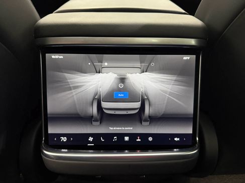 Used 2024 Tesla Model S Plaid AWD/4WD image 18