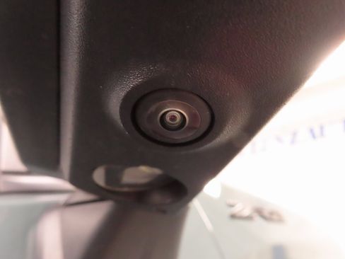 Used 2025 Chevrolet Silverado 1500 ZR2 w/ Technology Package image 47