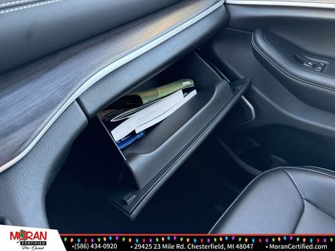 Used 2023 Jeep Grand Cherokee Limited image 23