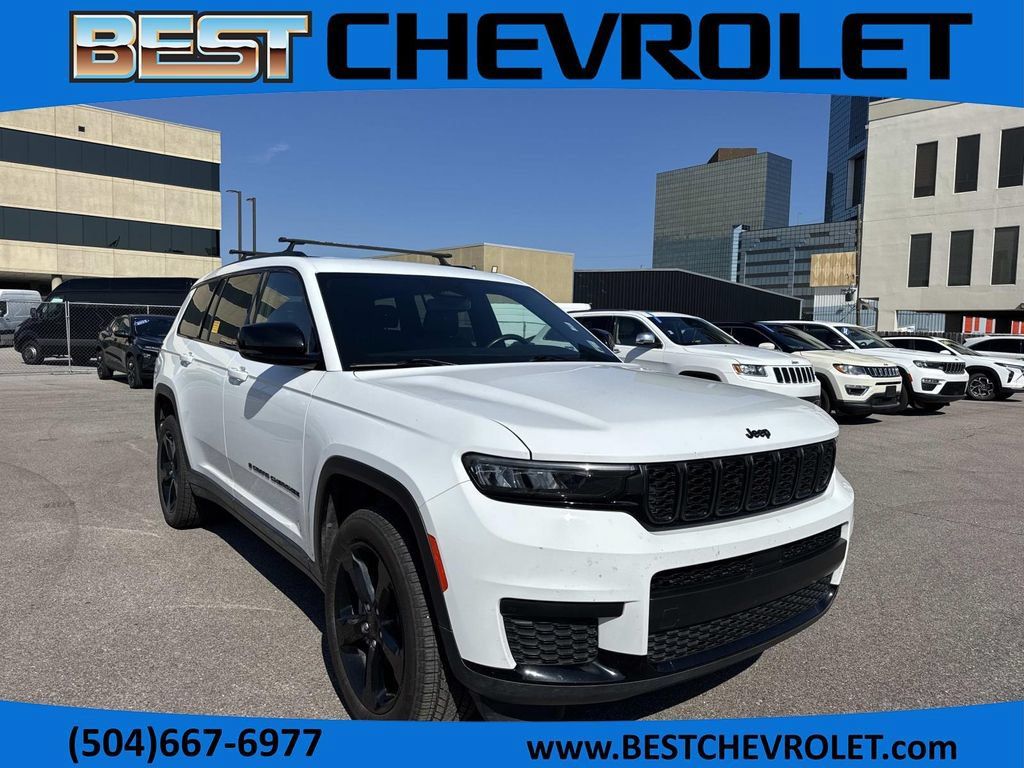 Used 2022 Jeep Grand Cherokee L Laredo RWD image 1