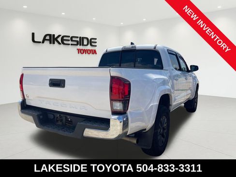 Used 2020 Toyota Tacoma SR5 w/ SR5 Appearance Package (SM) image 5