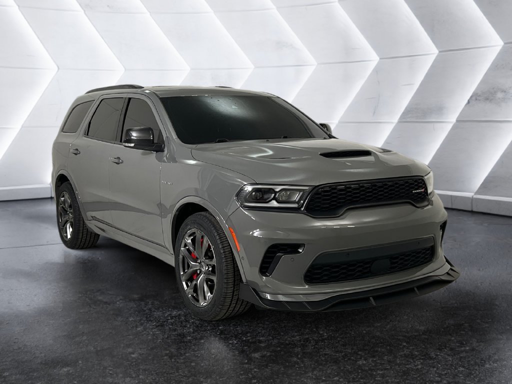 Used 2024 Dodge Durango R/T w/ Tow 'N Go Package AWD/4WD image 1
