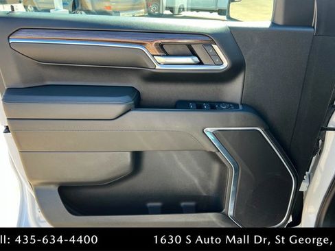 Used 2024 Chevrolet Silverado 1500 LT w/ Z71 Off-Road Package image 14